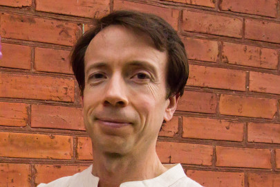 Matthew Kadey is a registered dietitian, nutrition writer and recipe developer. He is the author of Rocket Fuel: Power-Packed Food for Sports + Adventure (Velopress, 2016).
