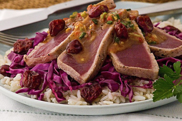 Sweet and Spicy Seared Tuna with Cherry Cabbage - Choose CherriesChoose Cherries