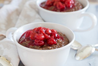 Slow Cooker Chocolate Cherry Steel Cut Oatmeal