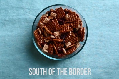Spice up your snack by mixing together cashews, pretzels, corn cereal, and lime juice. Don’t forget to add a dash of hot chili powder!