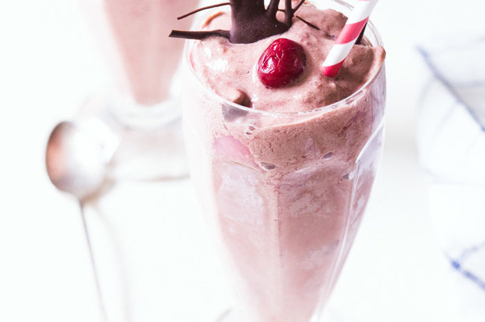 Chocolate Tart Cherry Milkshakes - Choose Cherries