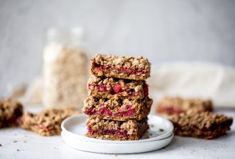 Tart Cherry Pie Bars with Oatmeal Crumble