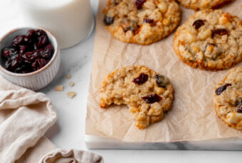 Tart Cherry Oatmeal Cookies